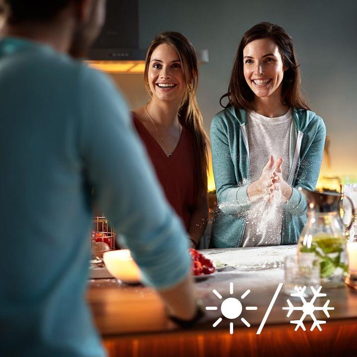 Produktbild Philips Farbton Weiss & Farbe Ambiance (E27, 10 W, 806 lm, 1 x, F)