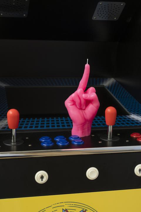 Actual product image Candle Hand F*ck you (1 pcs.)