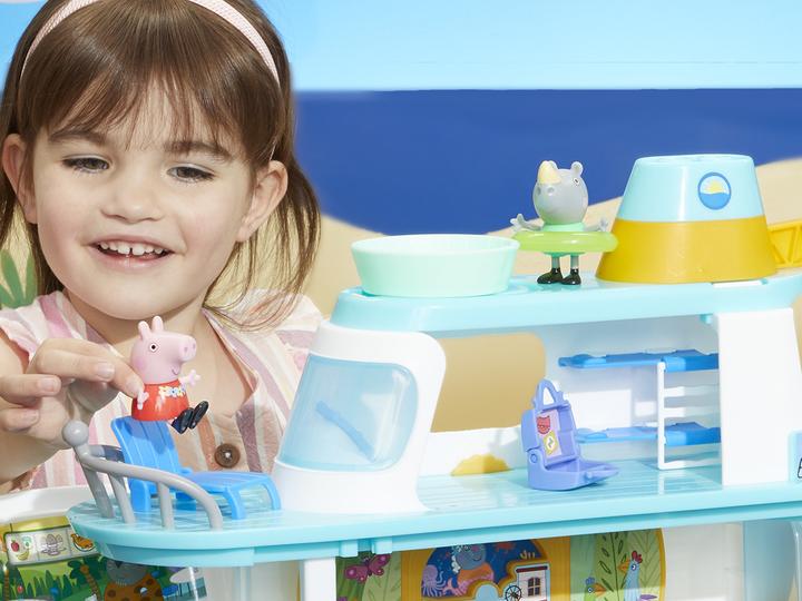 Actual product image Hasbro Peppa's cruise ship