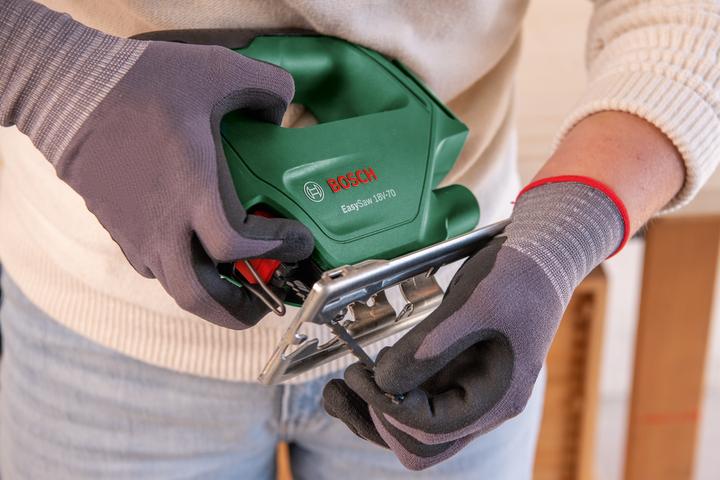 Image du produit Bosch Home & Garden EasySaw 18V-70