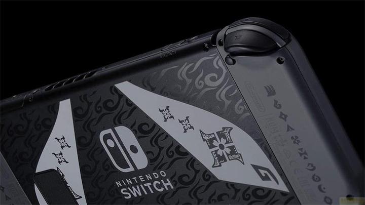 Produktbild Nintendo Switch - Monster Hunter Rise Edition