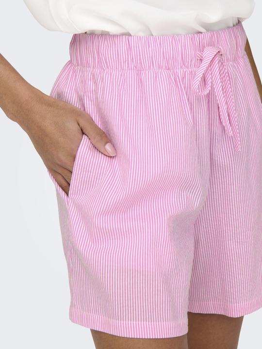 Produktbild Only ONLAUGUSTA Locker geschnitten Shorts Shorts (S)