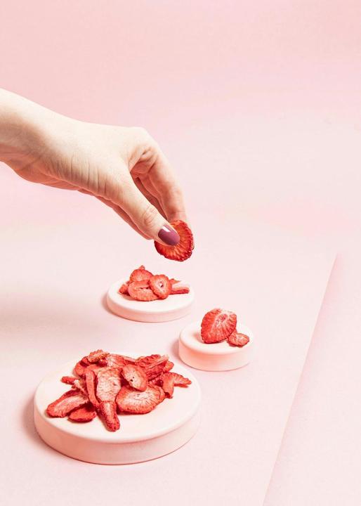 Actual product image KoRo Freeze-dried strawberry slices (350 g)