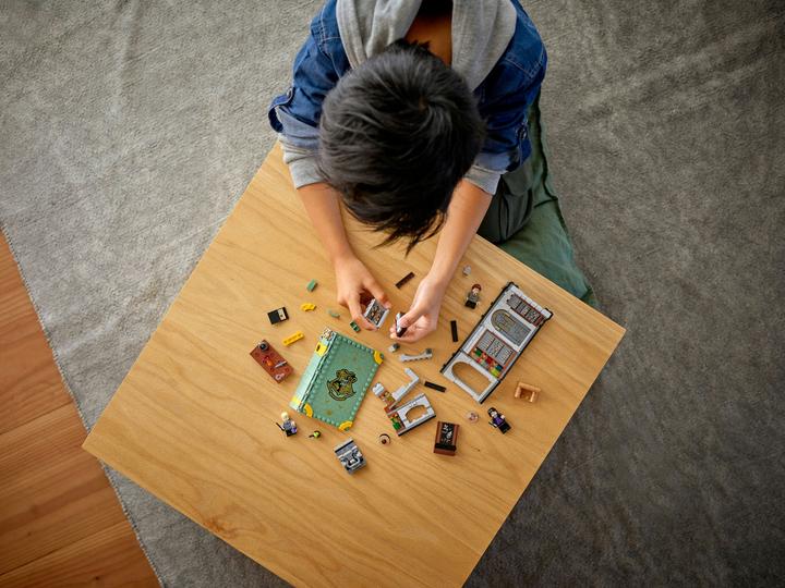 Immagine prodotto LEGO Momento di Hogwarts: Classe Pozioni (76383, LEGO Harry Potter, Set LEGO rari)
