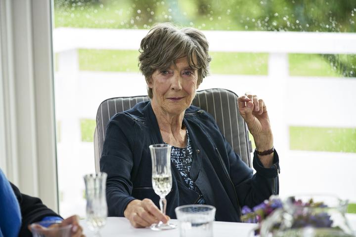 Image du produit Tea with the Dames - Un après-midi inoubliable (DVD, 2018, Allemand, Anglais)