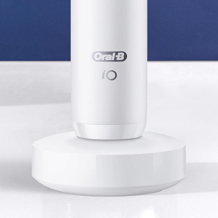 Produktbild Oral-B iO Serie 8 (Oszillierende Zahnbürste)