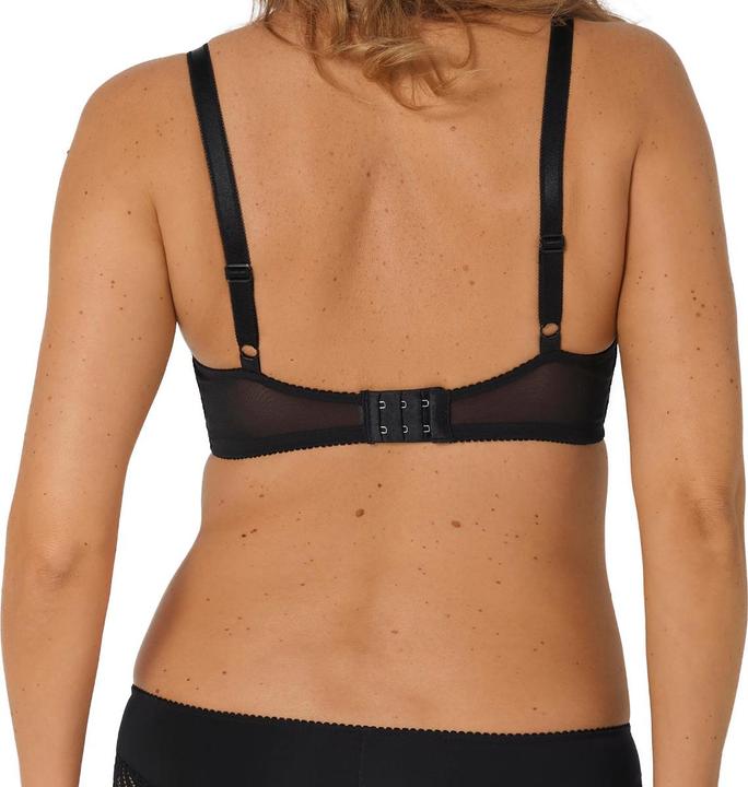 Actual product image Triumph Amourette Spotlight WHP X (80 C, Single pack)