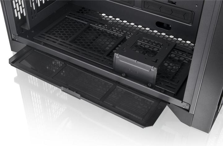 Actual product image Thermaltake Tt CTE C700 Air E-ATX bk CA-1X7-00F1WN-00 (ATX, mATX, Mini-ITX, E-ATX)