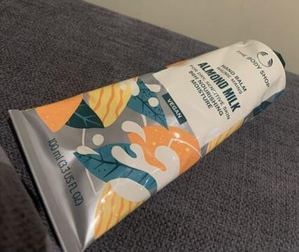 Produktbild Body Shop - Hand balm for dry skin Almond Milk (Hand Balm) 100 ml (100 ml)