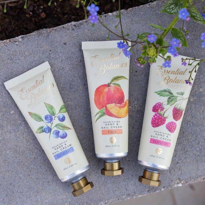 Actual product image Accentra ESSENTIAL BOTANICS - FRUITS Hand Care Set (Body care set)