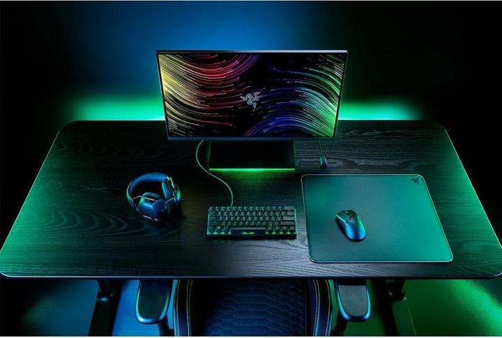 Actual product image Razer Atlas (L)