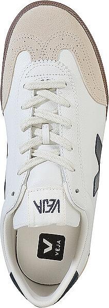 Actual product image Veja Volley (45)