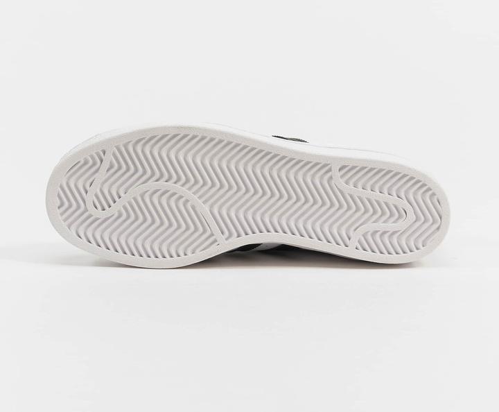 Actual product image adidas Superstar (43 1/3)
