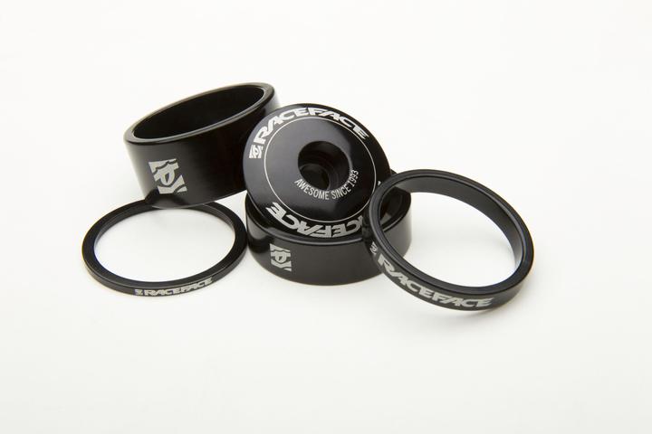 Immagine prodotto Race Face Kit di distanziali in carbonio per le cuffie