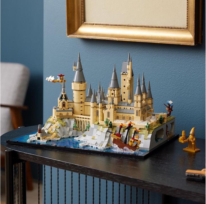 Immagine prodotto LEGO Castello e parco di Hogwarts (76419, LEGO Harry Potter)