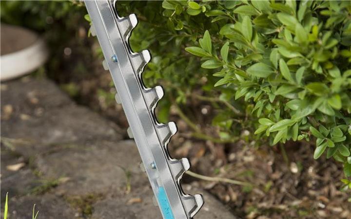 Produktbild Gardena EasyCut 420/45 (Elektroheckenschere)