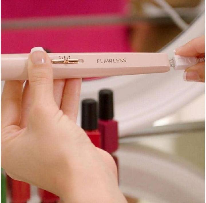 Immagine prodotto Flawless Salon Nails Blush