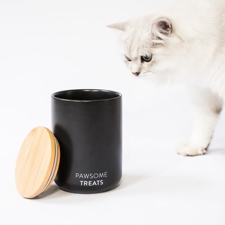 Actual product image LucyBalu SNACK BAR Katzenfutter- & Leckerlidose