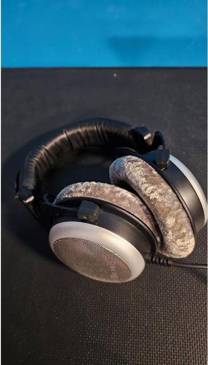 Image du produit Beyerdynamic Dt 880 Pro (pas de réduction du bruit, Filaire)