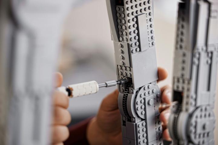 Produktbild LEGO AT-AT (75313, LEGO Star Wars, LEGO Seltene Sets)