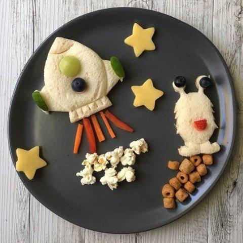 Produktbild Lunch Punch Sandwich Ausstechformen Space