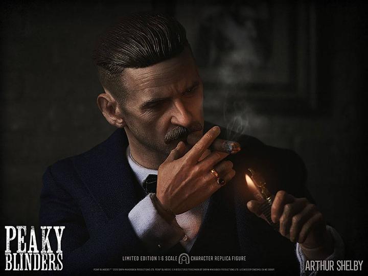 Actual product image Big Chief Studios Peaky Blinders Action Figure 1/6 Arthur Shelby Limited Edition 30 cm