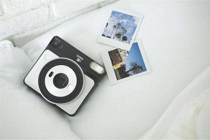 Actual product image Fujifilm Instax Square 10 sheets 2-pack (Instax SQ10, Instax Square SQ6, Instax Square SQ10)