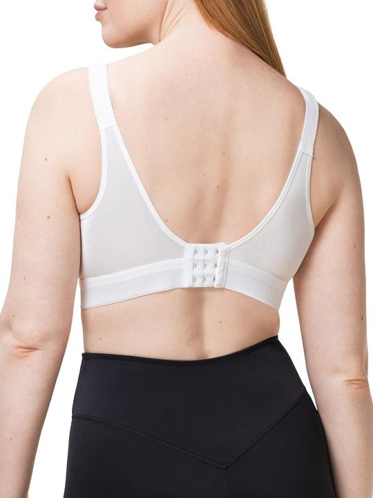 Actual product image Triumph Triaction Workout underwired bra (95 D, pack of 2)