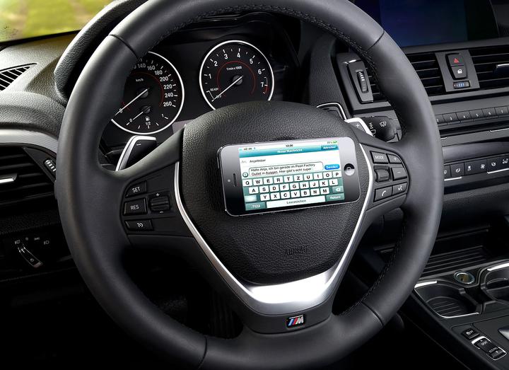 Image du produit Lescars Support universel pour voiture à coller pour tous les smartphones