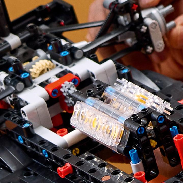 Actual product image LEGO Mercedes-AMG F1 W14 E Performance (42171, LEGO Technic)