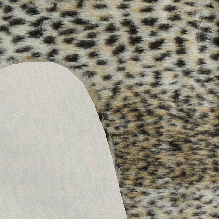 Actual product image Casativo Faux fur in wild cat look, acrylic and polyester, 60 x 90 cm