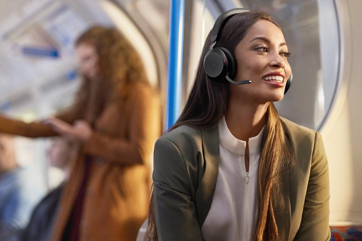 Actual product image Jabra Evolve2 75 UC Stereo (Wireless, USB-A)