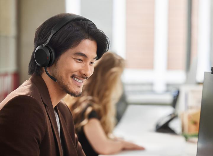 Actual product image Jabra Evolve2 75 UC Stereo (Wireless, USB-A)