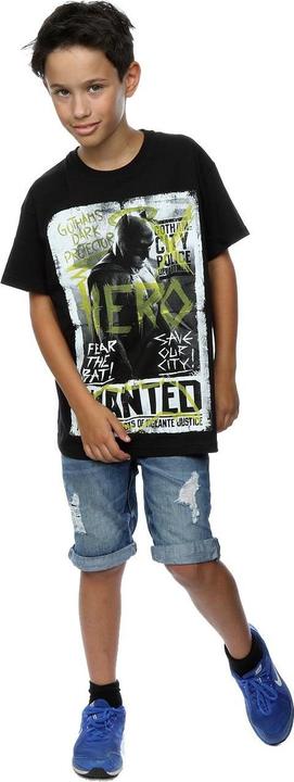 Actual product image Boys Batman v Superman Wanted Poster T-Shirt (152, 158)
