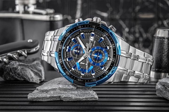 Produktbild Casio EFR-539D-1A2VUEF Uhr Armbanduhr Männlich Quarz Edelstahl (Chronograph, 49.50 mm)