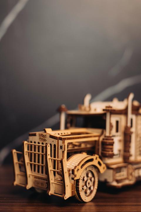 Actual product image Wood Trick Truck - articulated lorry - 3D wooden construction kit