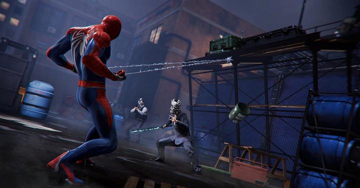 Immagine prodotto Sony Marvel's Spider-Man: Edizione Gioco dell'Anno PS4 (PS4, EN)