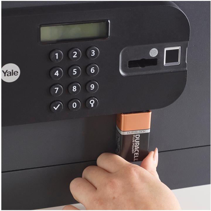 Actual product image Yale Safe laptop (26.90 l)
