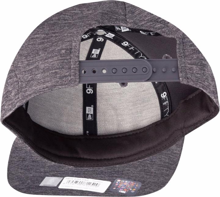 Immagine prodotto New Era Ombra Tech NBA Bulls Lakers (55, 56, 54 C)