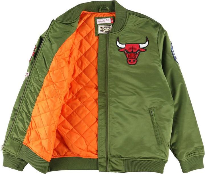 Produktbild Mitchell & Ness NBA Flight Satin - Chicago Bulls Bomberja - 125971 (M)