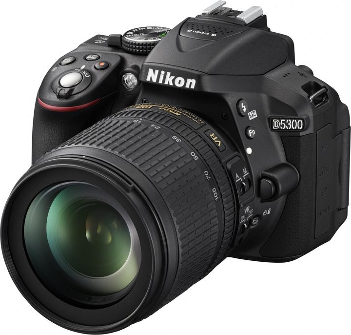 Nikon D5300 Kit incl. storage card and bag (24.20 Mpx, APS-C / DX)