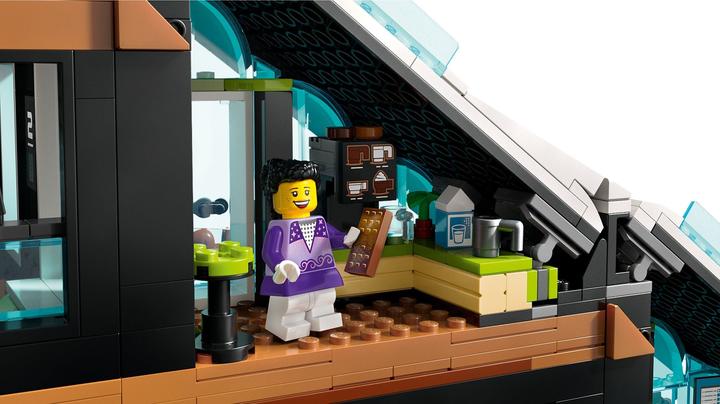 Actual product image LEGO Winter sports park (60366, LEGO City)