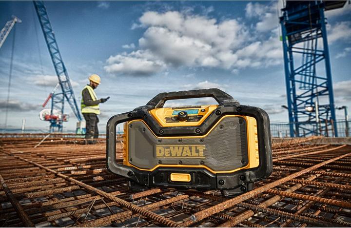 Actual product image DeWalt DCR027QW Rechargeable and mains radio (FM, DAB+, Bluetooth)