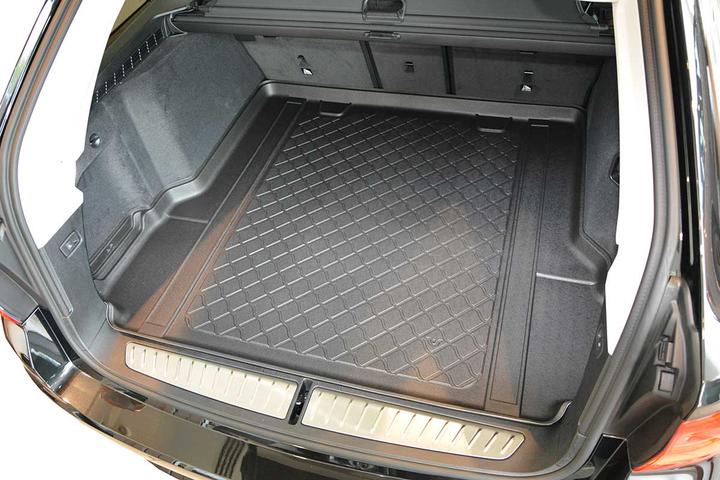 Actual product image ProPlus Boot tray for BMW 5 Series Touring from 2017 to date