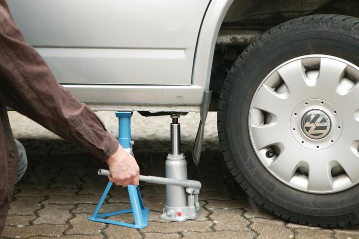 Actual product image Cartrend Hydraulic jack, stick jack 5T