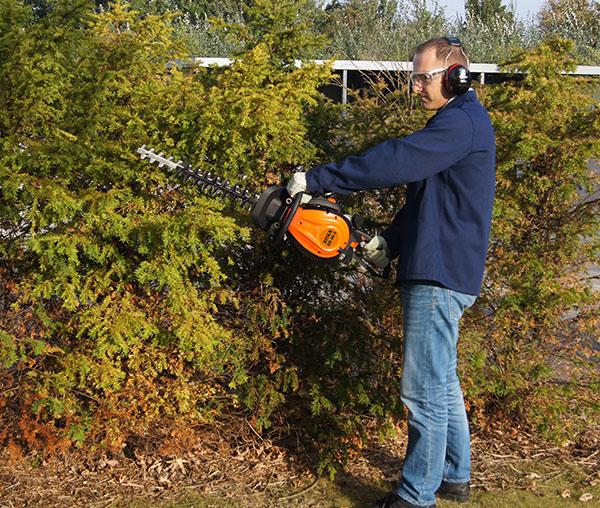 Produktbild Atika Benzin-Heckenschere HB60-2 (Benzinheckenschere)