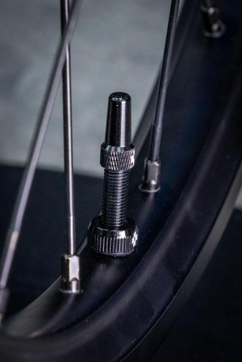 Actual product image Muc-Off V2 Tubeless Valve Kit 60mm