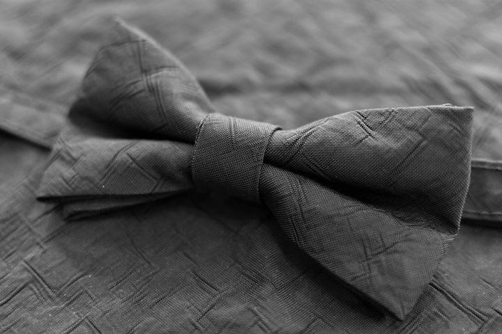 Actual product image Airpaq Bow tie set black