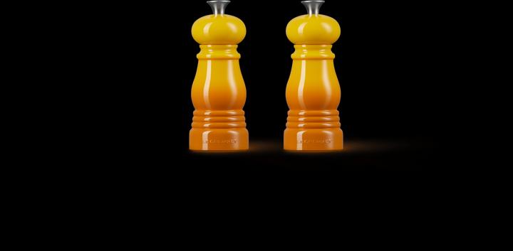 Actual product image Le Creuset Mini Salt and Pepper Mills Set dark yellow (Salt, Pepper)