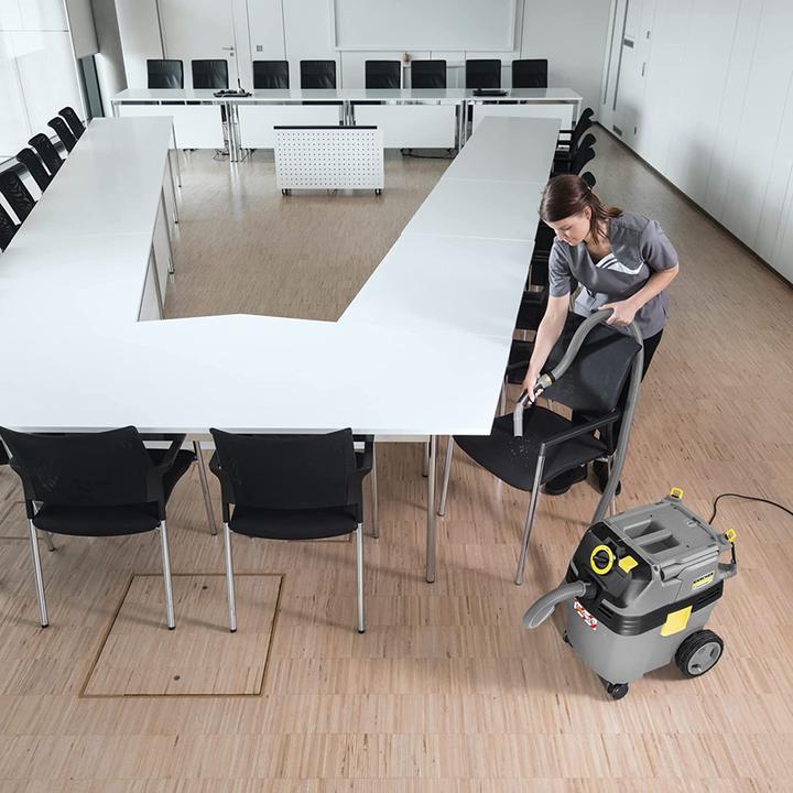 Actual product image Kärcher Professional 30/1 Ap L (Wet dry vacuum cleaner)